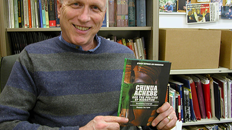 Thomas Jay Lynn and his book “Chinua Achebe and The Politics of Narration: Envisioning Language” 
