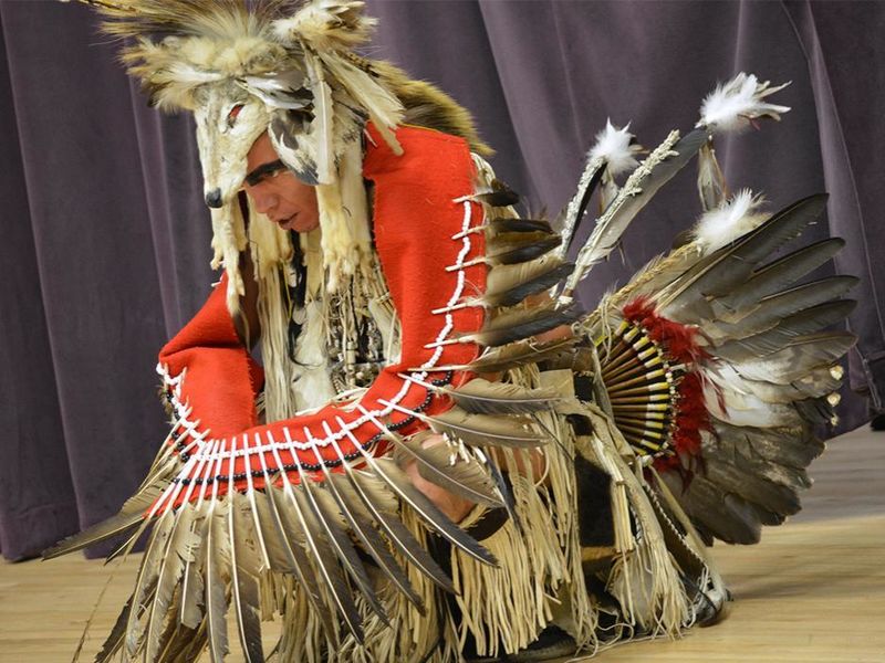 Piscataway Nation Singer wearing traditional indigenous garb