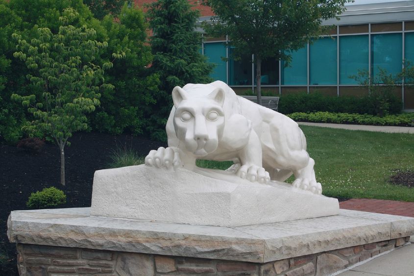 Penn State DuBois Lion Statue