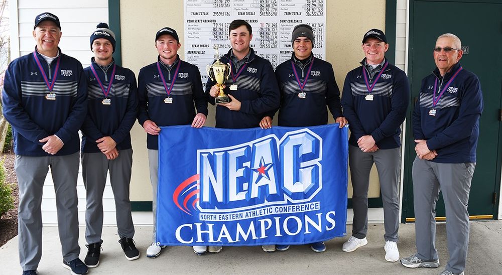 Men's golf team with NEAC Championship banner